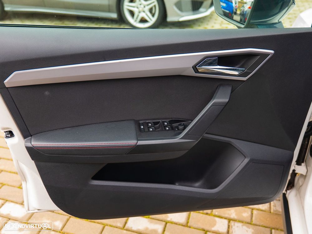 SEAT Arona 1.0 TSI FR - 11