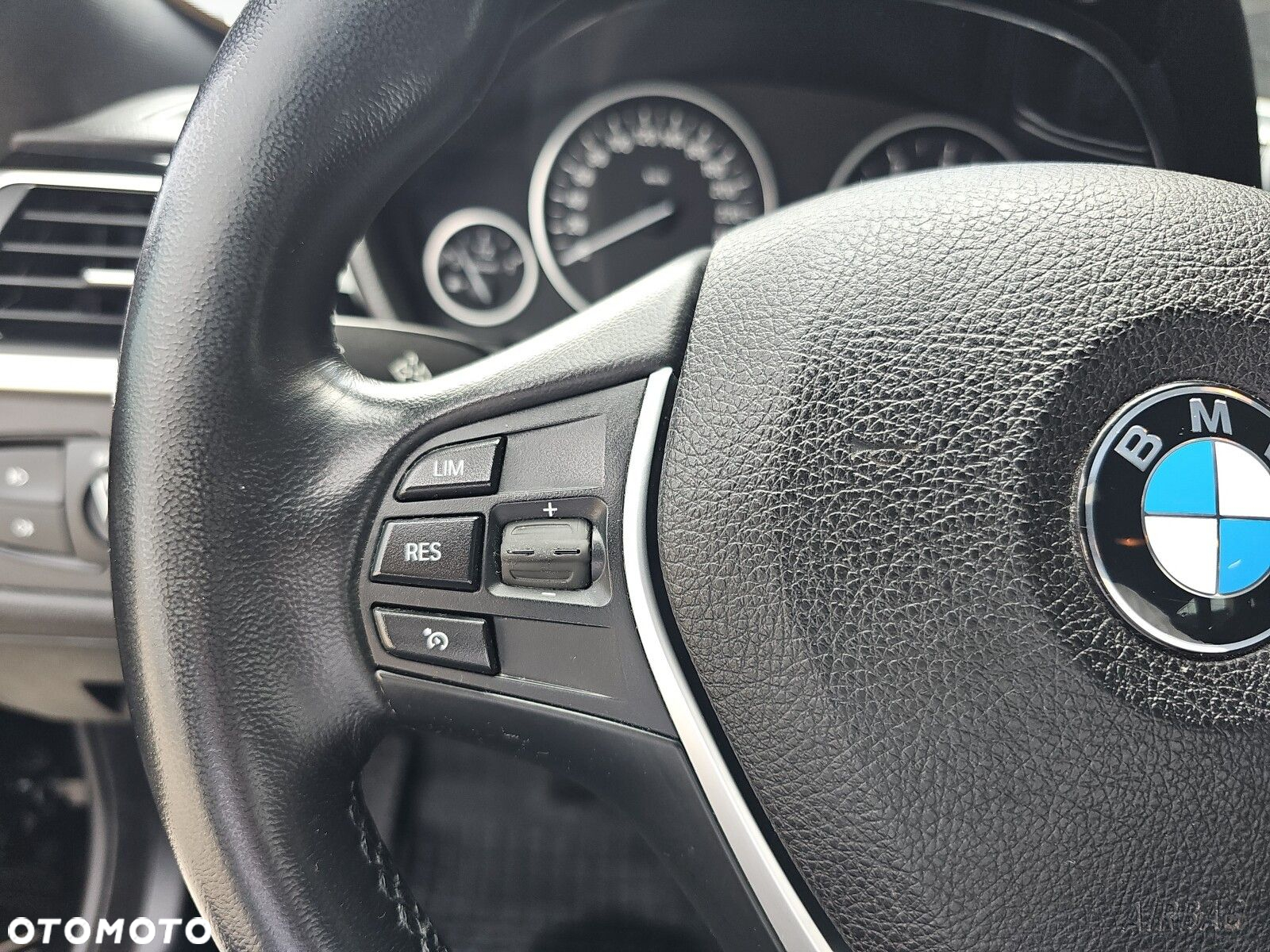 BMW Seria 3 - 13