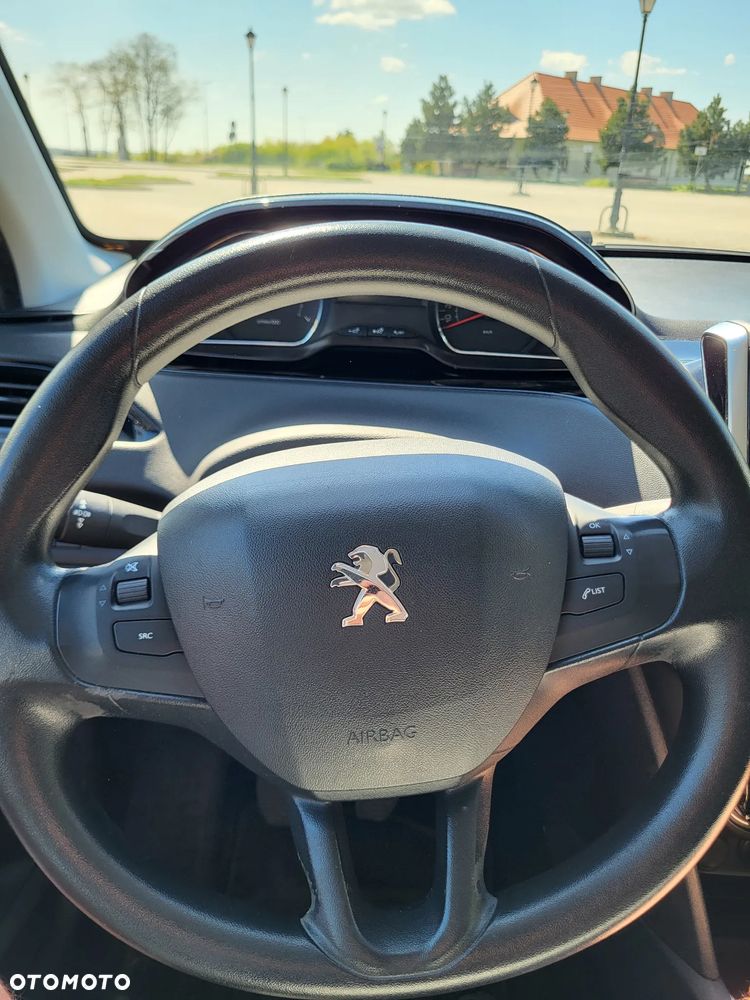 Peugeot 208 1.4 VTi Active - 17