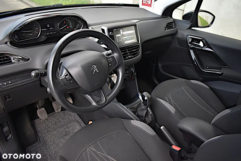 Peugeot 208 - 20