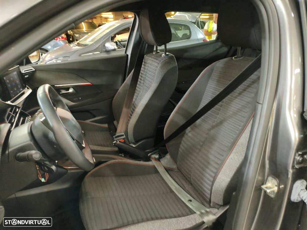 Peugeot 2008 1.2 PureTech Active Pack - 5