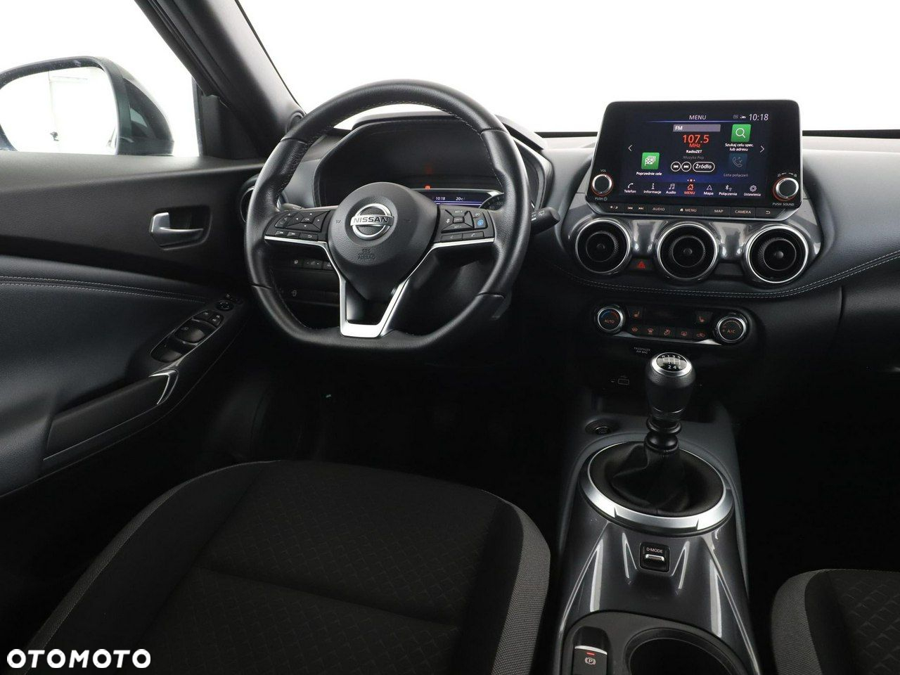 Nissan Juke 1.0 DIG-T N-Connecta - 16