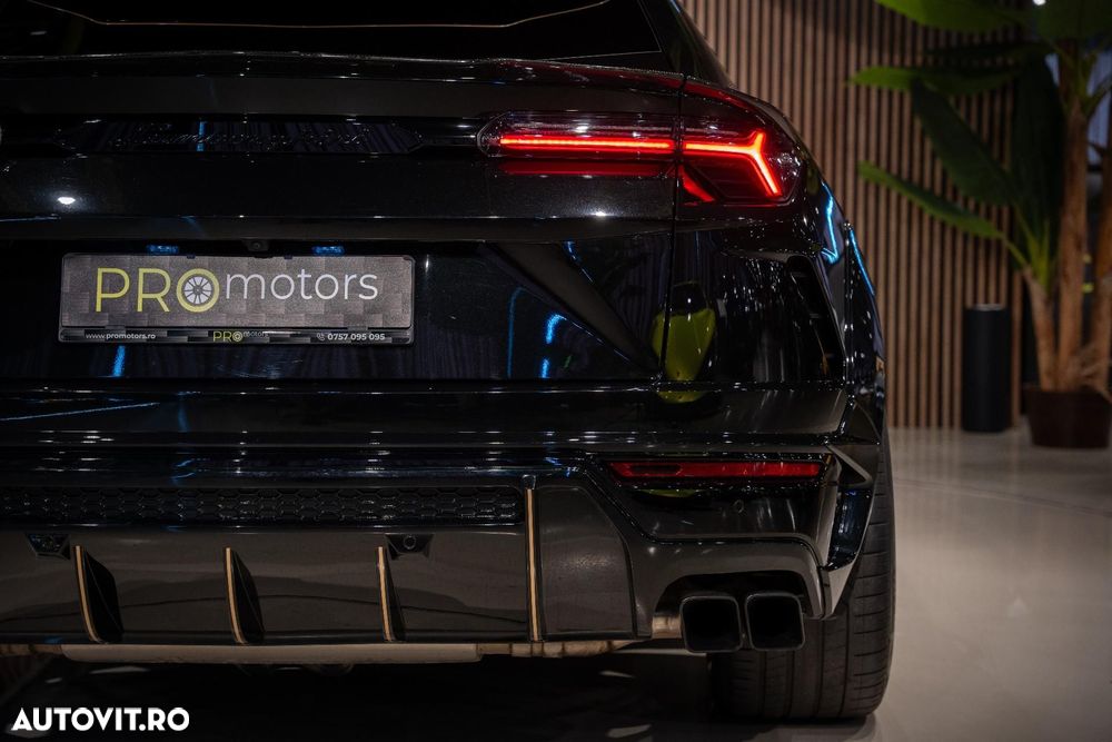 Lamborghini URUS - 19