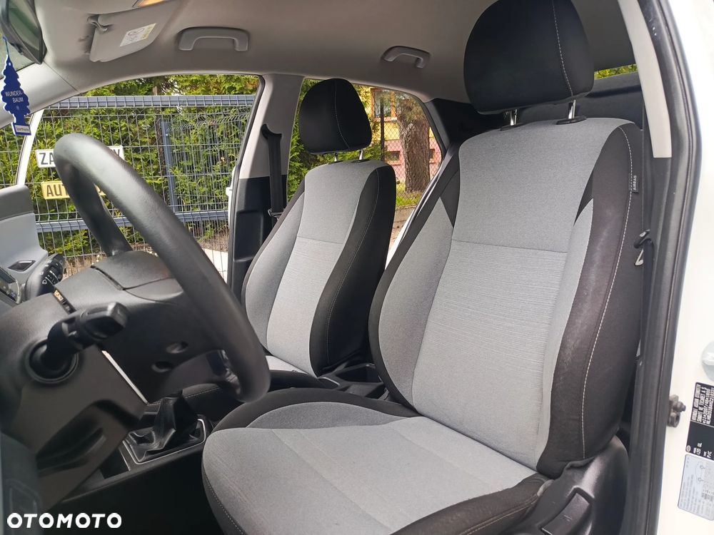 Hyundai i20 - 28