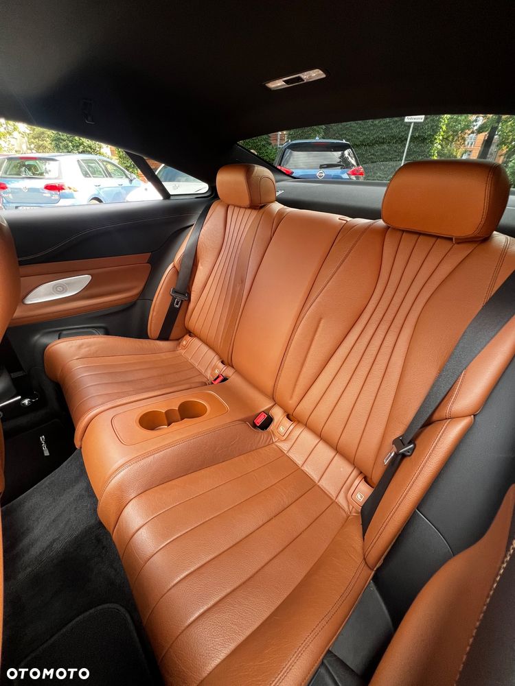Mercedes-Benz Klasa E 300 9G-TRONIC - 15