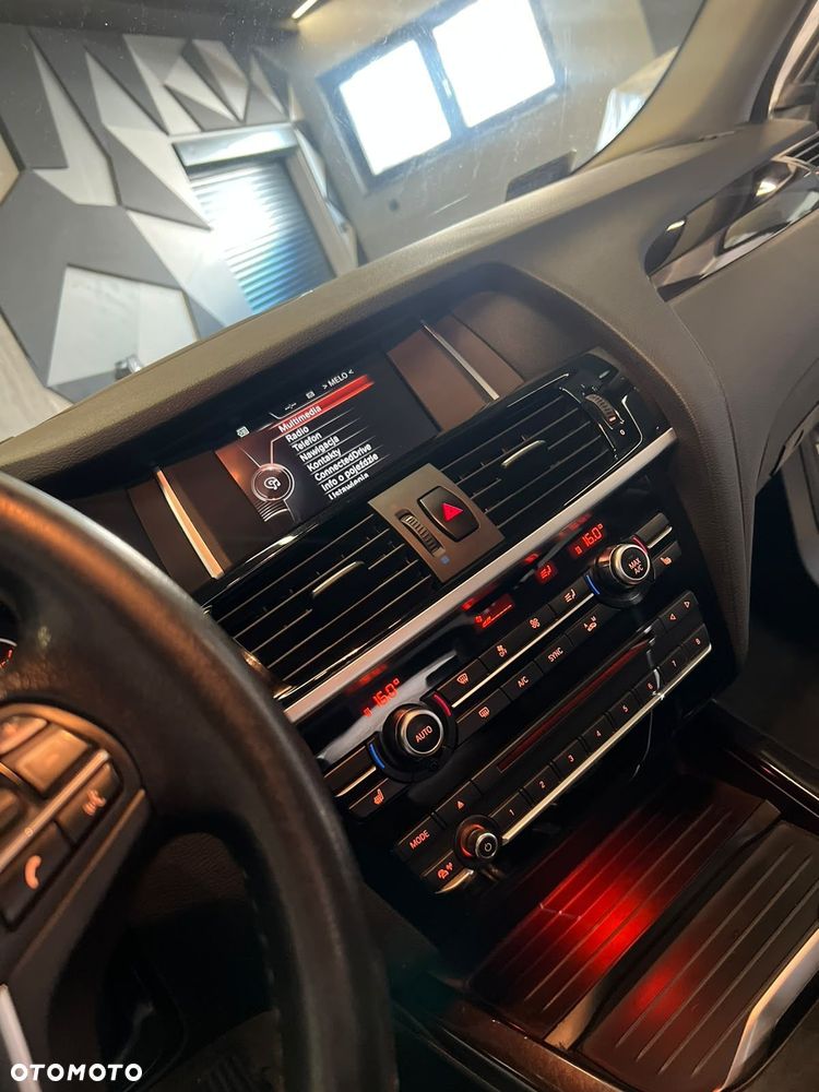 BMW X4 xDrive20d xLine - 15