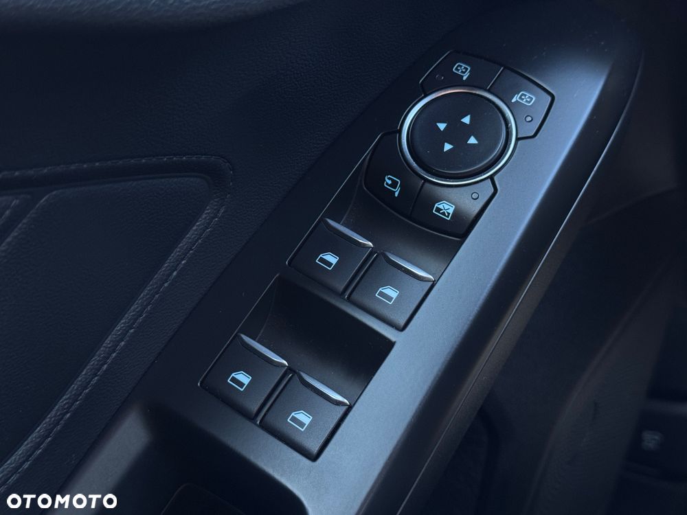 Ford Focus 1.0 EcoBoost ST-Line - 25