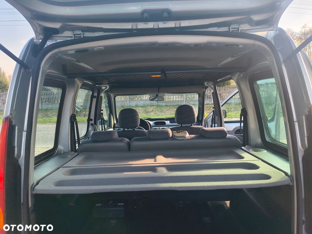 Renault Kangoo 1.6 16V Privilege - 23