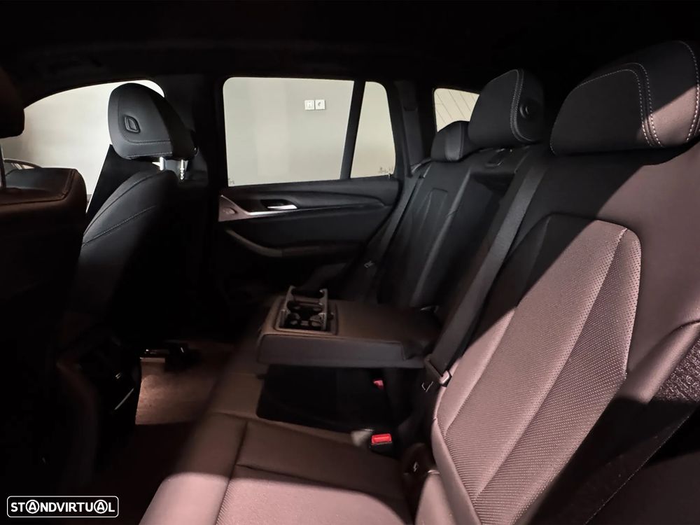 BMW X3 30 e xDrive Pack M - 12