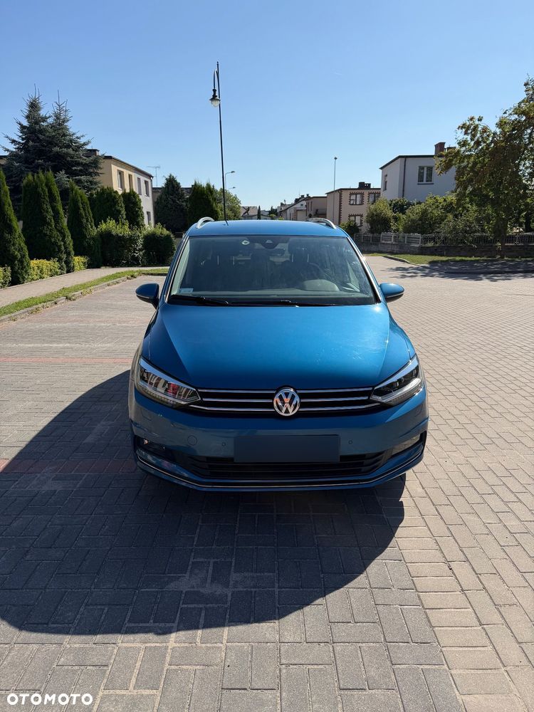 Volkswagen Touran - 3