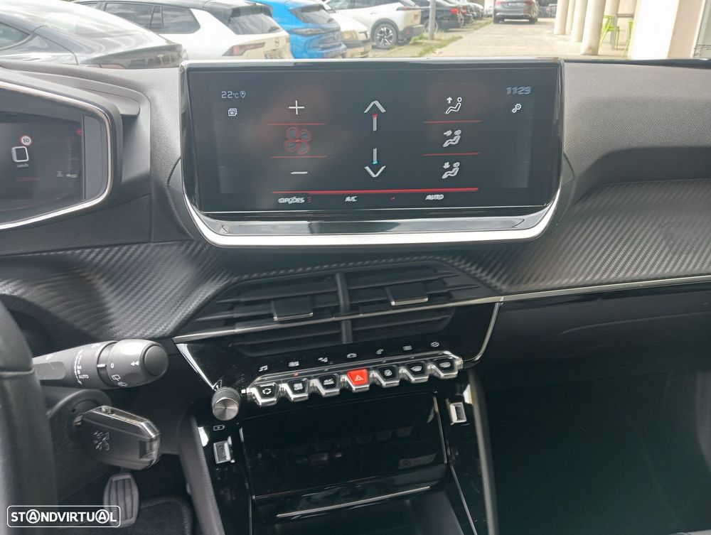 Peugeot 2008 1.2 PureTech Allure - 7