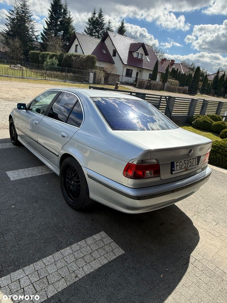 BMW Seria 5 - 9