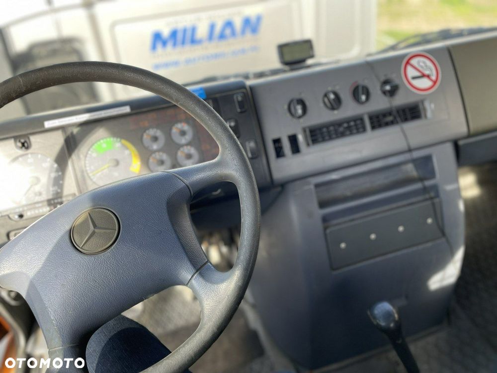 Mercedes-Benz Mercedes Vario 815 Wywrotka 4X4 posypywarka pług - 6