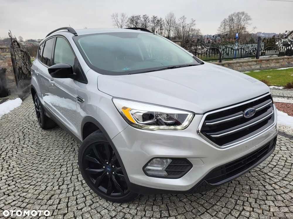 Ford Kuga - 18