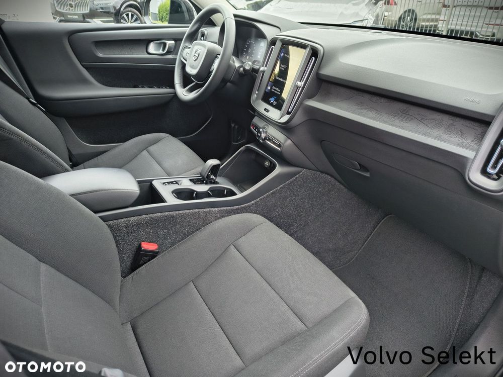Volvo XC 40 - 24