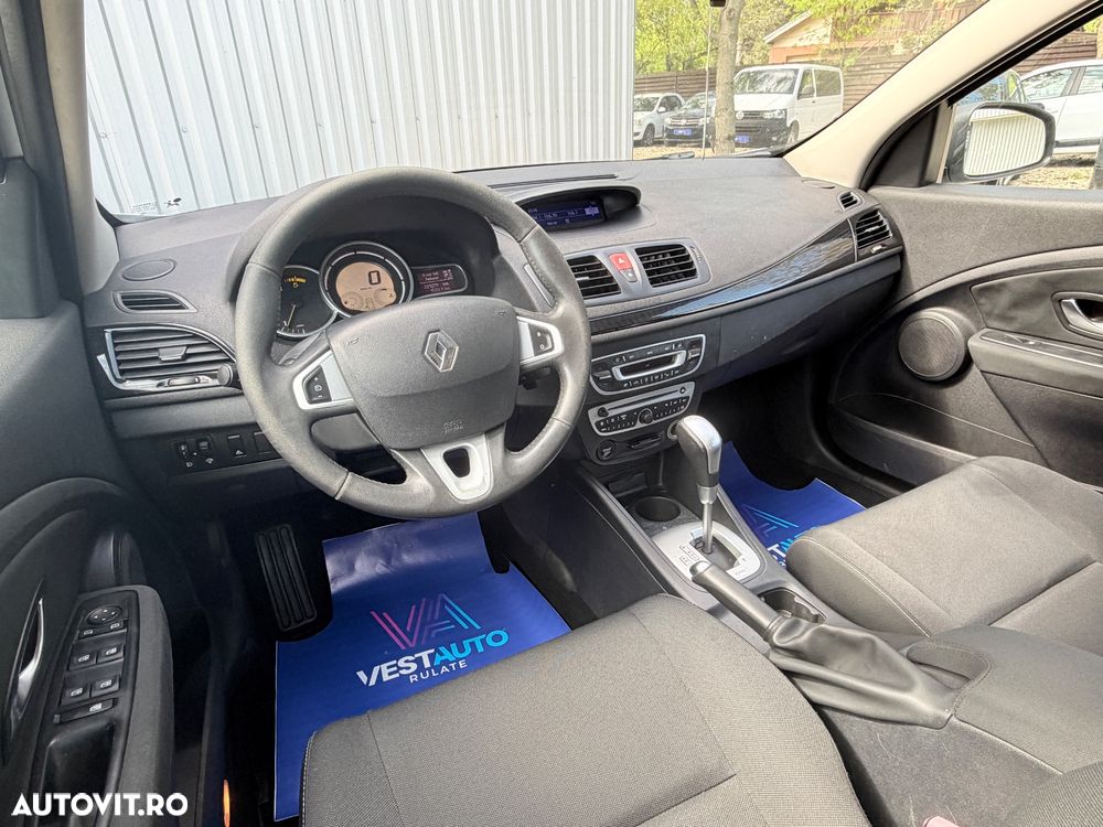 Renault Megane 1.5 dCi EDC Olympic - 8