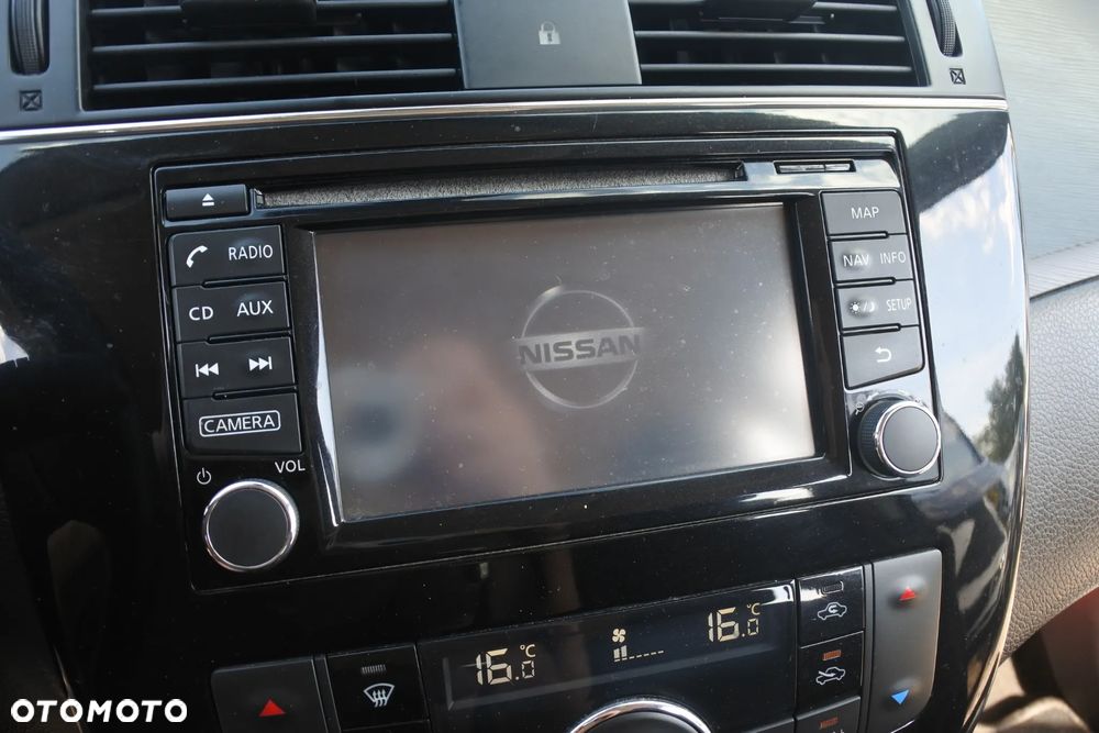 Nissan Pulsar 1.2 DIG-T Tekna EU6 - 25