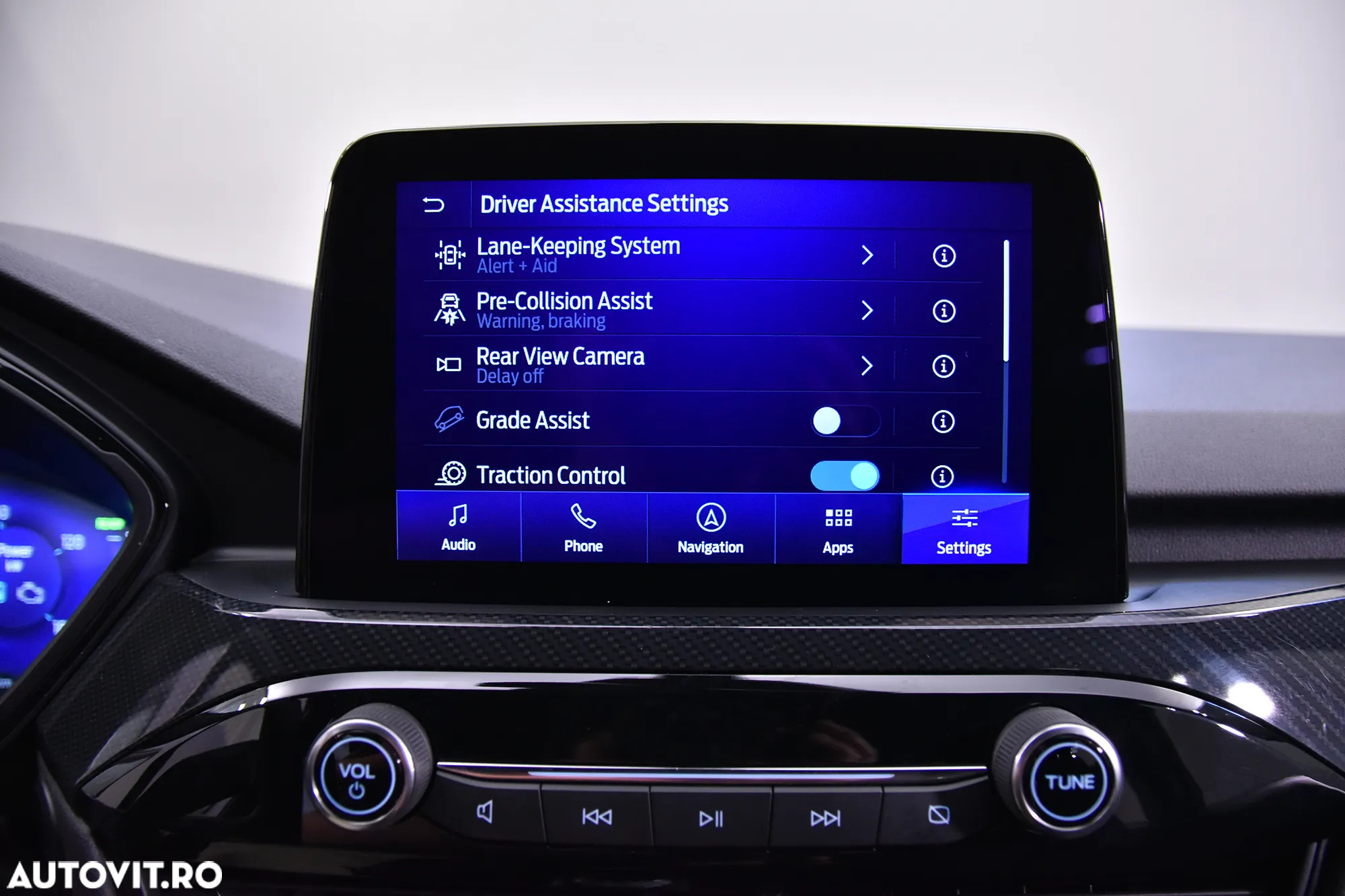 Ford Kuga - 21