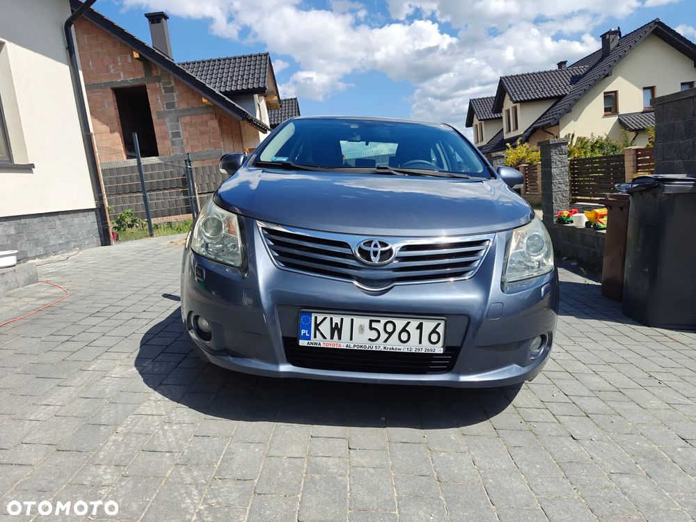 Toyota Avensis 2.0 D-4D Sol - 4