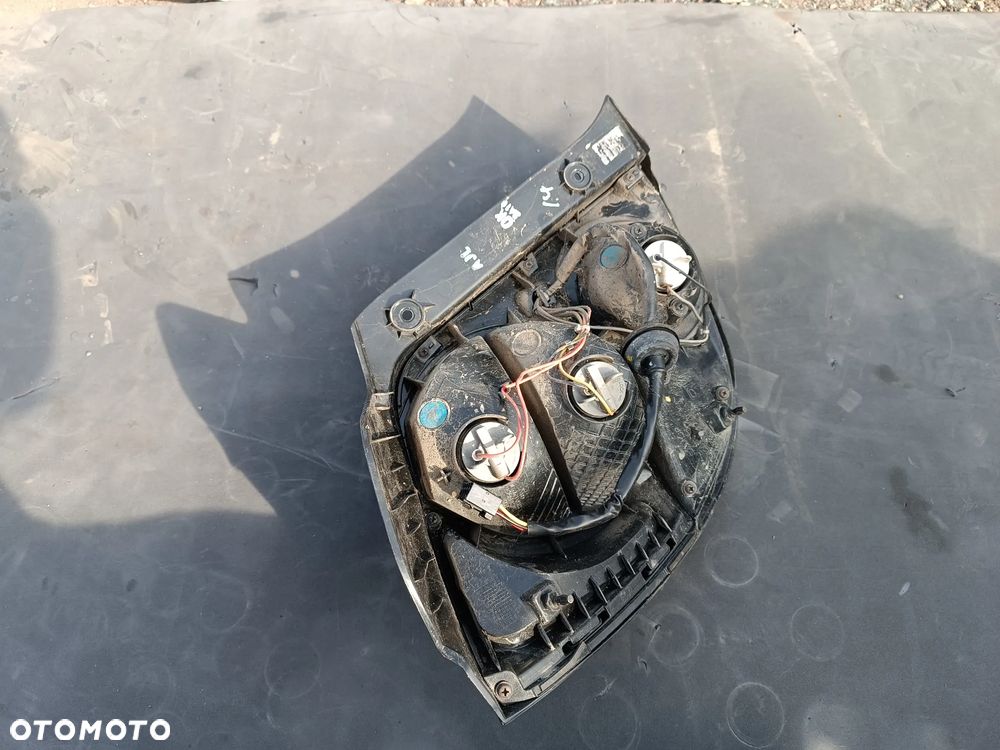 LAMPA TYŁ TYLNA PRAWA CHEVROLET AVEO III T300 - 4