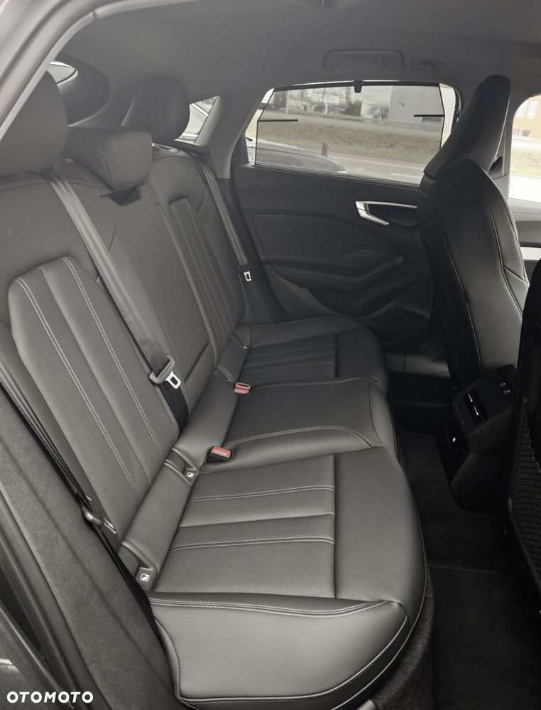 Audi A5 Limousine - 13