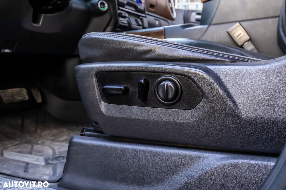 Chevrolet Silverado - 18