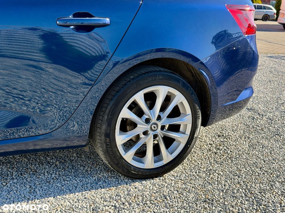 Renault Megane ENERGY TCe 130 EDC BOSE EDITION - 25