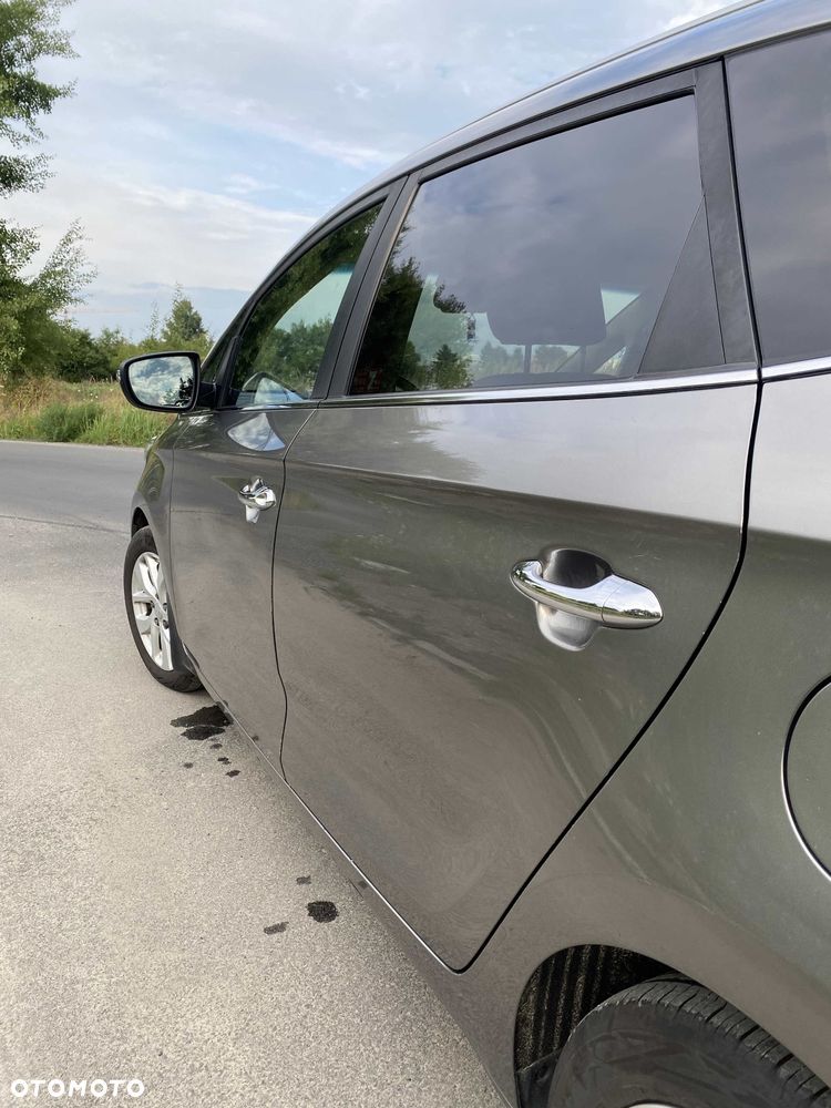 Kia Carens 1.6 GDI L 7os - 7