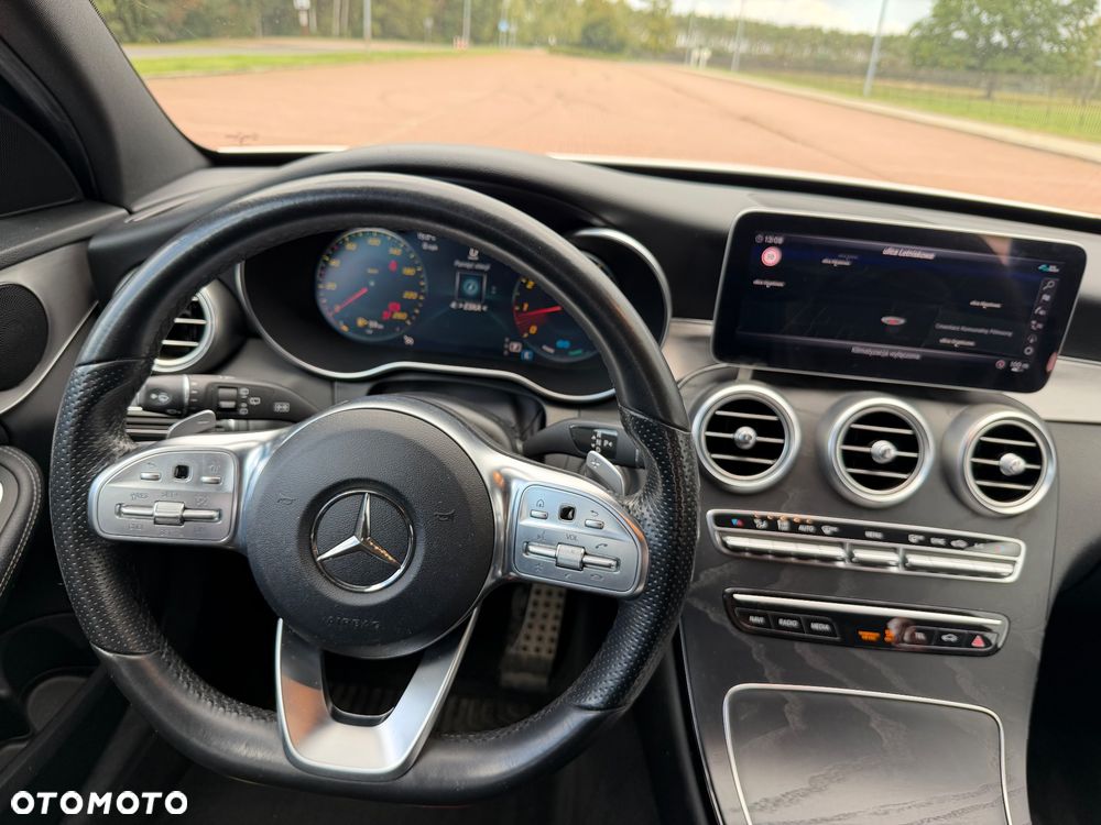 Mercedes-Benz Klasa C 200 4MATIC 9G-TRONIC - 15