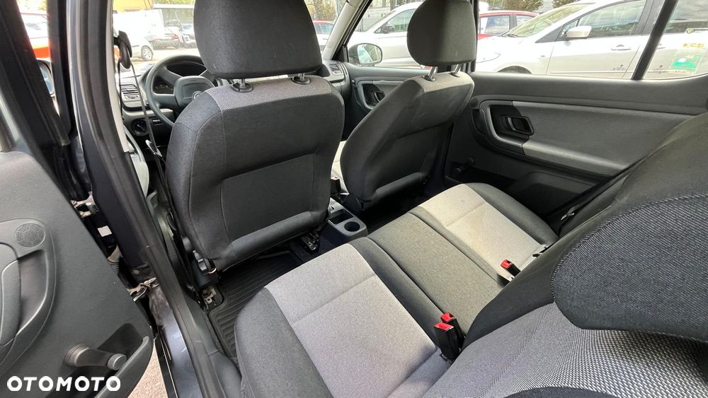 Skoda Fabia - 5