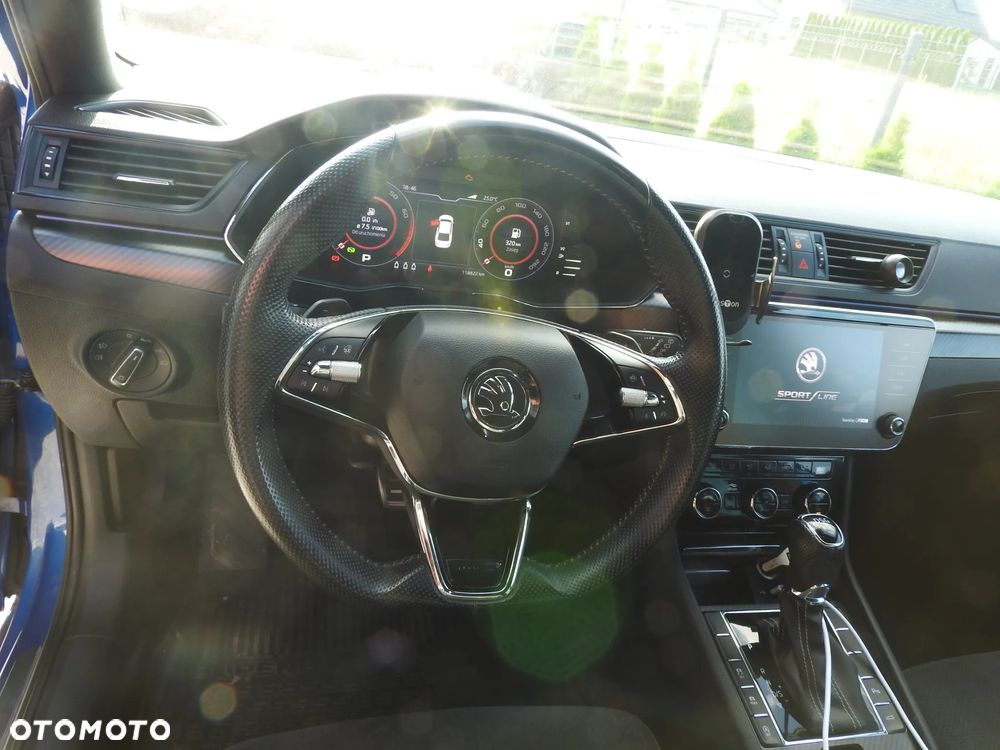 Skoda Superb 2.0 TSI Sportline DSG - 16