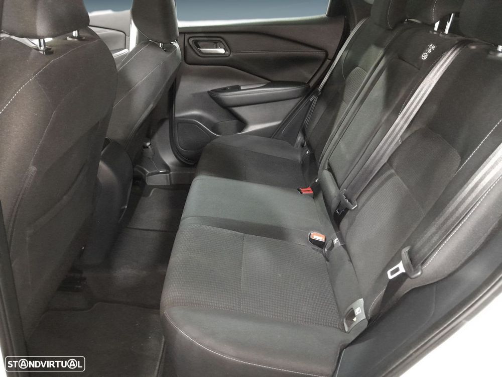 Nissan Qashqai 1.3 DIG-T Acenta — fotografia 8