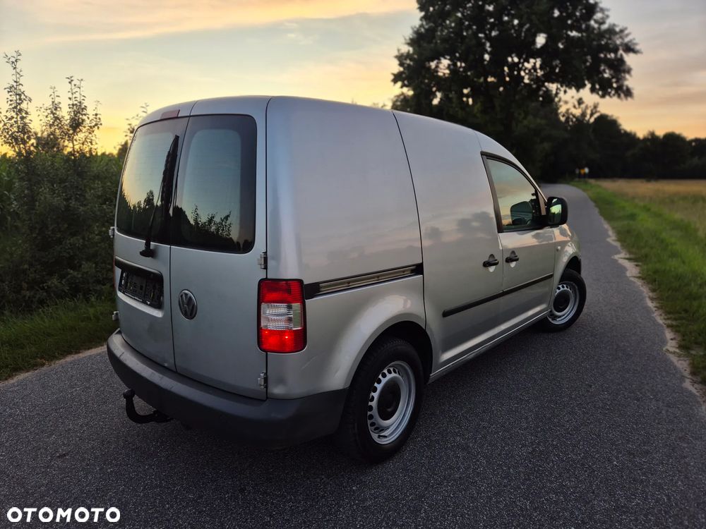 Volkswagen Caddy - 4
