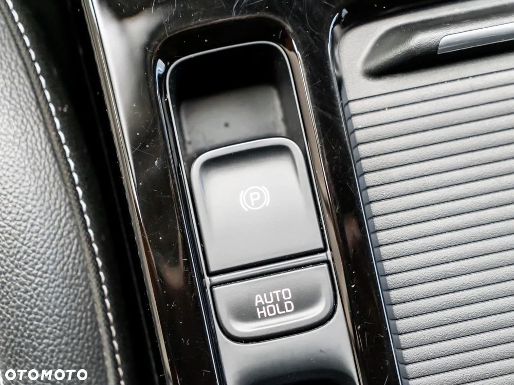 Kia Ceed 1.5 T-GDI Tribute DCT - 17