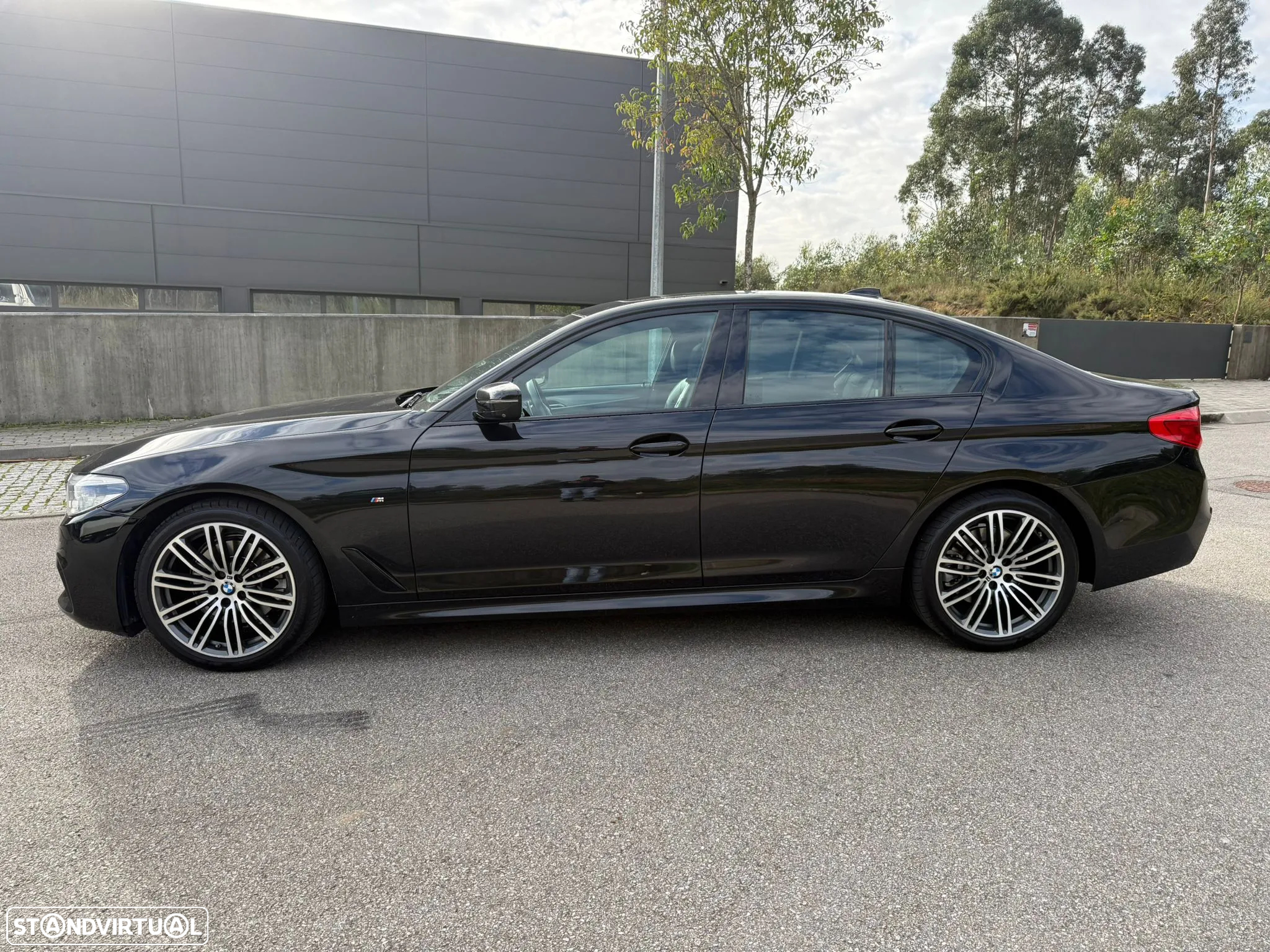 BMW 518 d Pack M Auto - 4