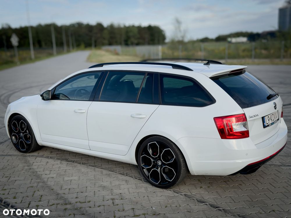 Skoda Octavia 2.0 TSI RS 230 DSG - 3