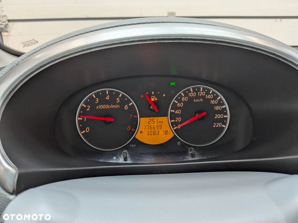 Nissan Micra - 7