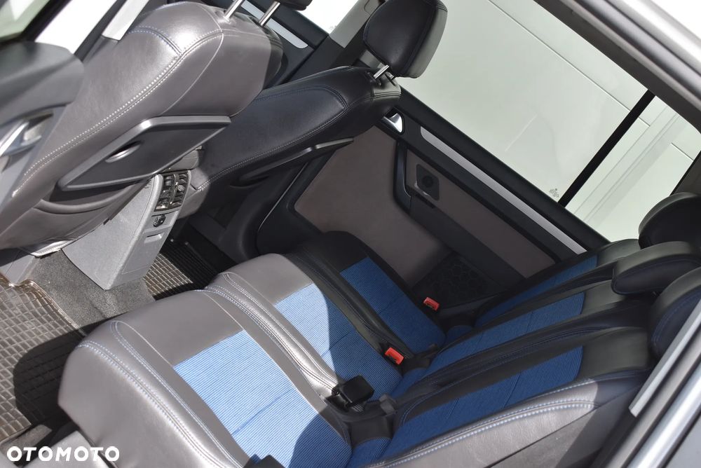 Volkswagen Touran 1.4 TSI Cross - 10