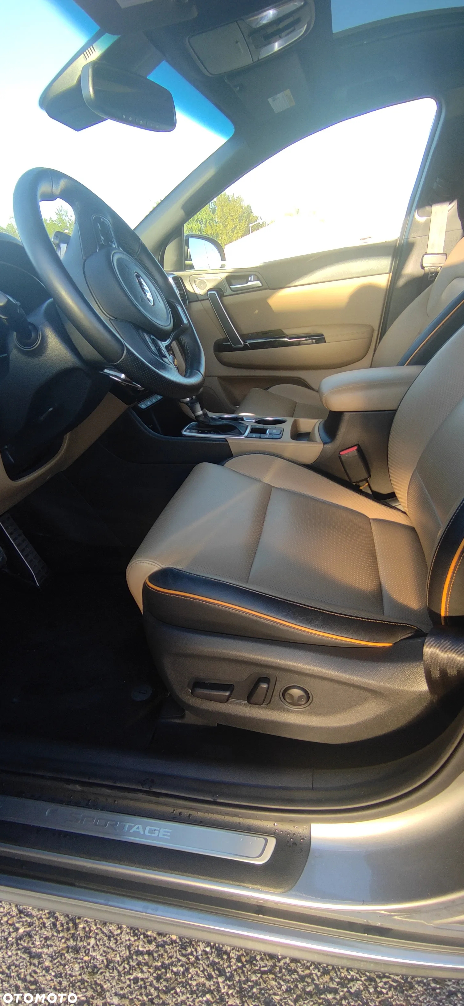 Kia Sportage - 12