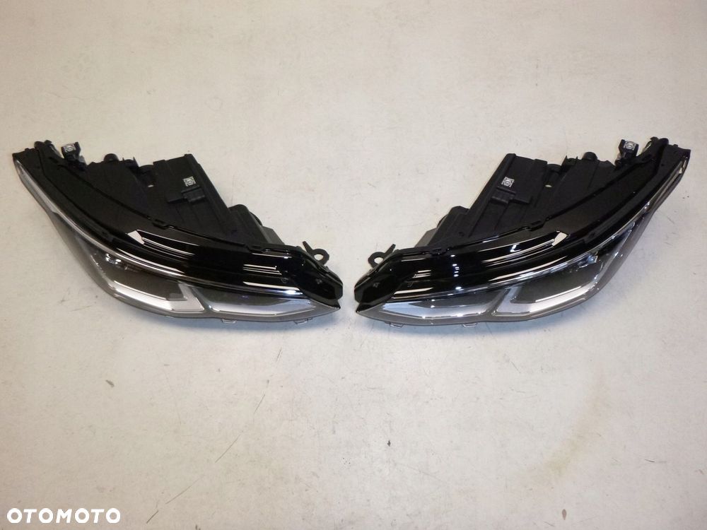 VW GOLF VIII LAMPA PRZÓD FULL LED NOWA LEWA PRAWA PRZEDNIA 6 PIN - 3