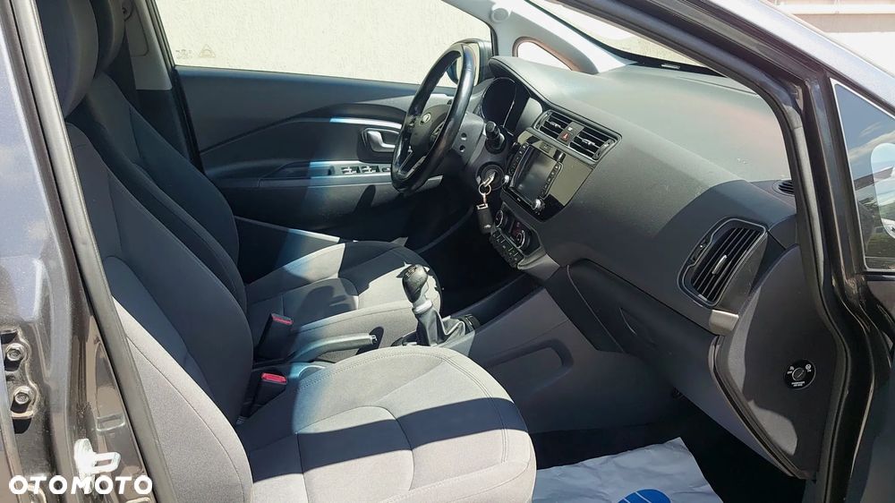 Kia Rio 1.4 Spirit - 11