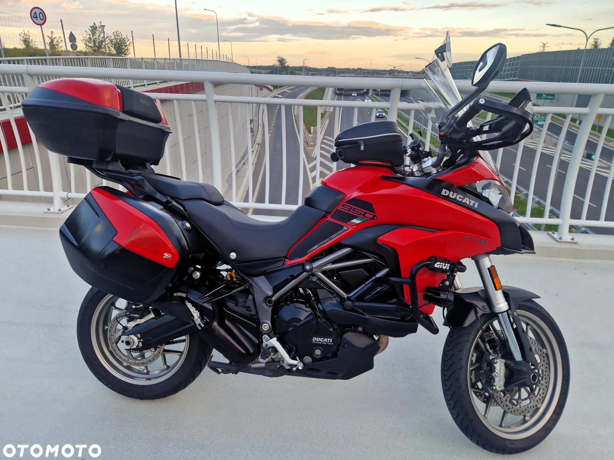 Ducati Multistrada - 10