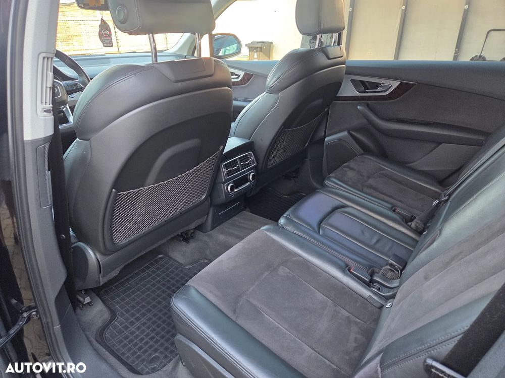 Audi Q7 - 18