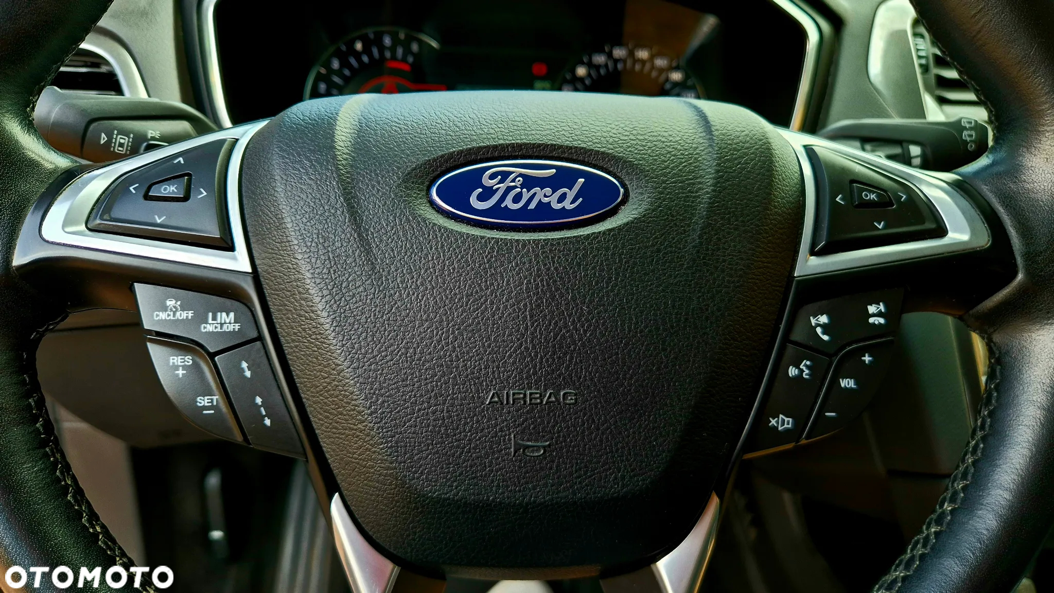 Ford Mondeo 2.0 EcoBlue Titanium - 29