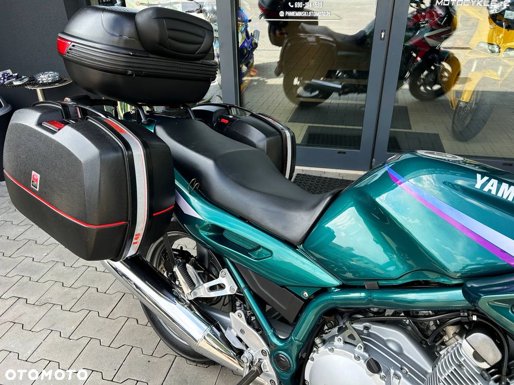 Yamaha XJ - 3