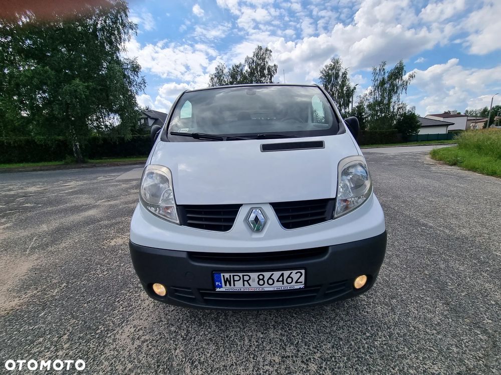 Renault Trafic - 22