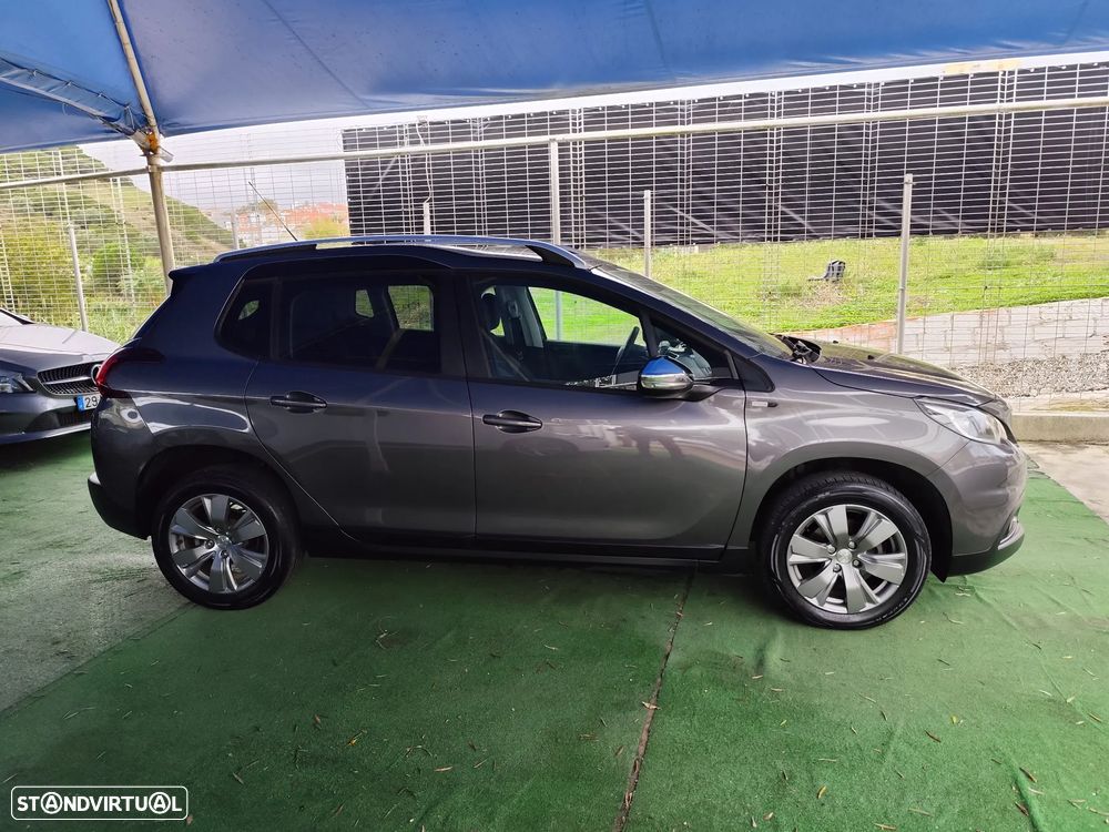 Peugeot 2008 1.6 BlueHDi Style - 12