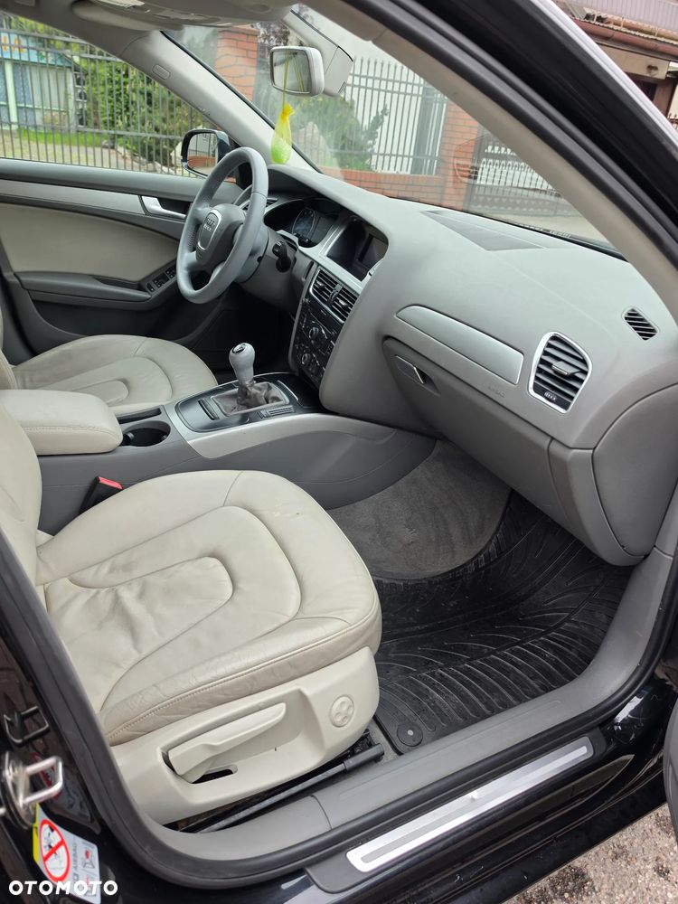 Audi A4 Limousine 2.0 TFSI Ambiente - 12