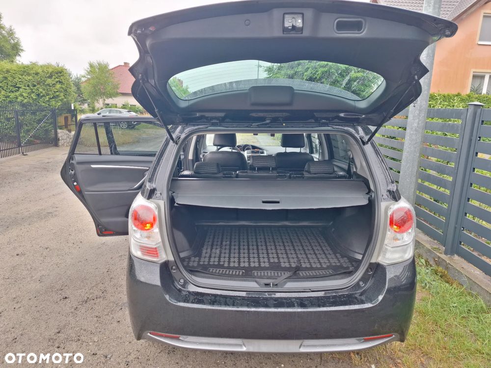 Toyota Verso 1.8 Life - 18