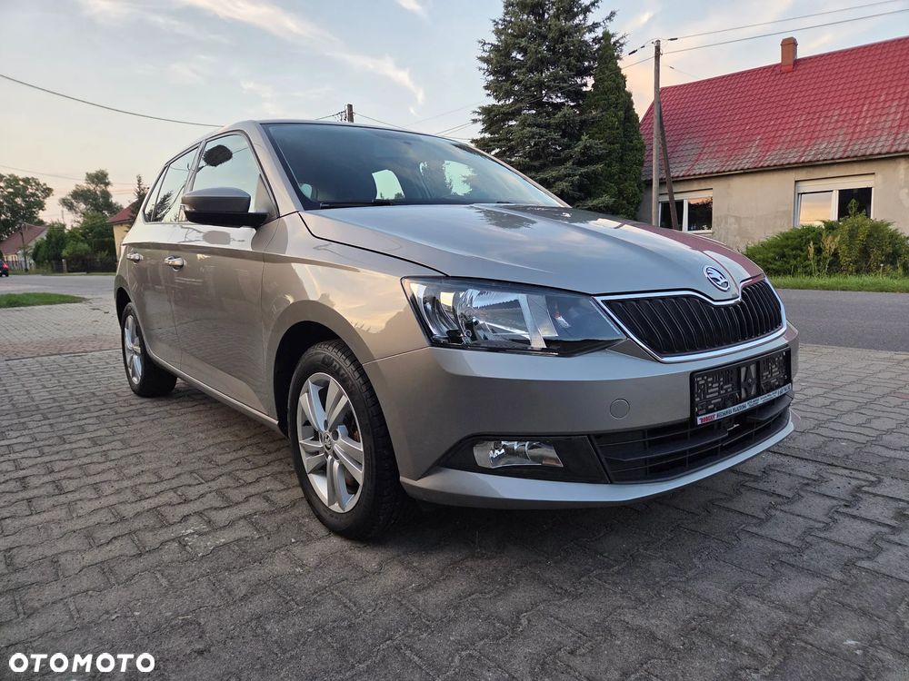 Skoda Fabia 1.2 TSI Active - 2